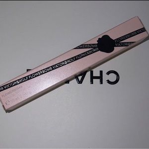 Viktor and Rolf Flowerbomb